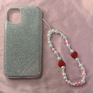 5/$20 (ENTIRE SHOP CLEARANCE) Beaded heart phone charm/phone strap ❤️